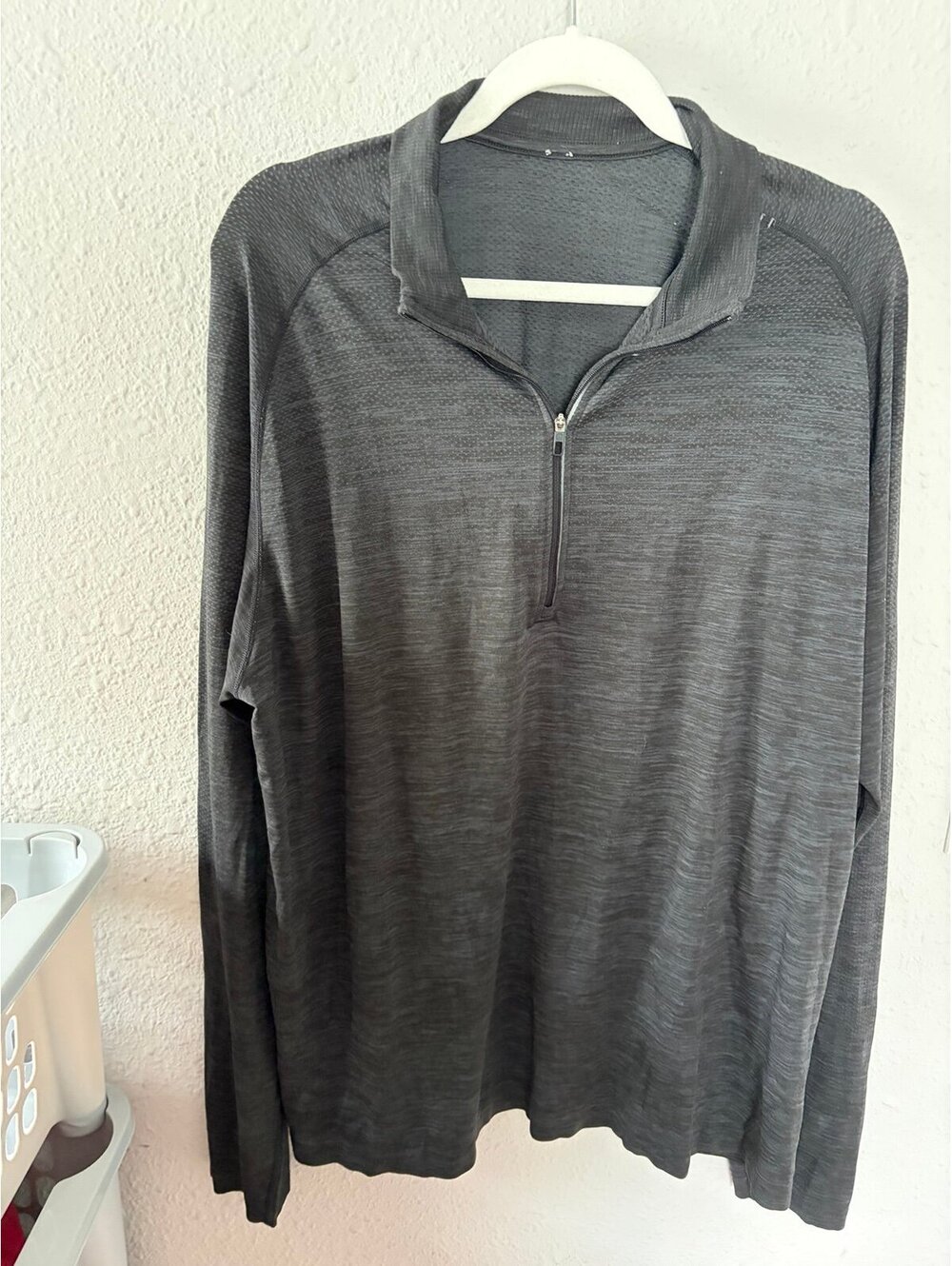 Men's Lululemon 1/4 zip grey size XXL